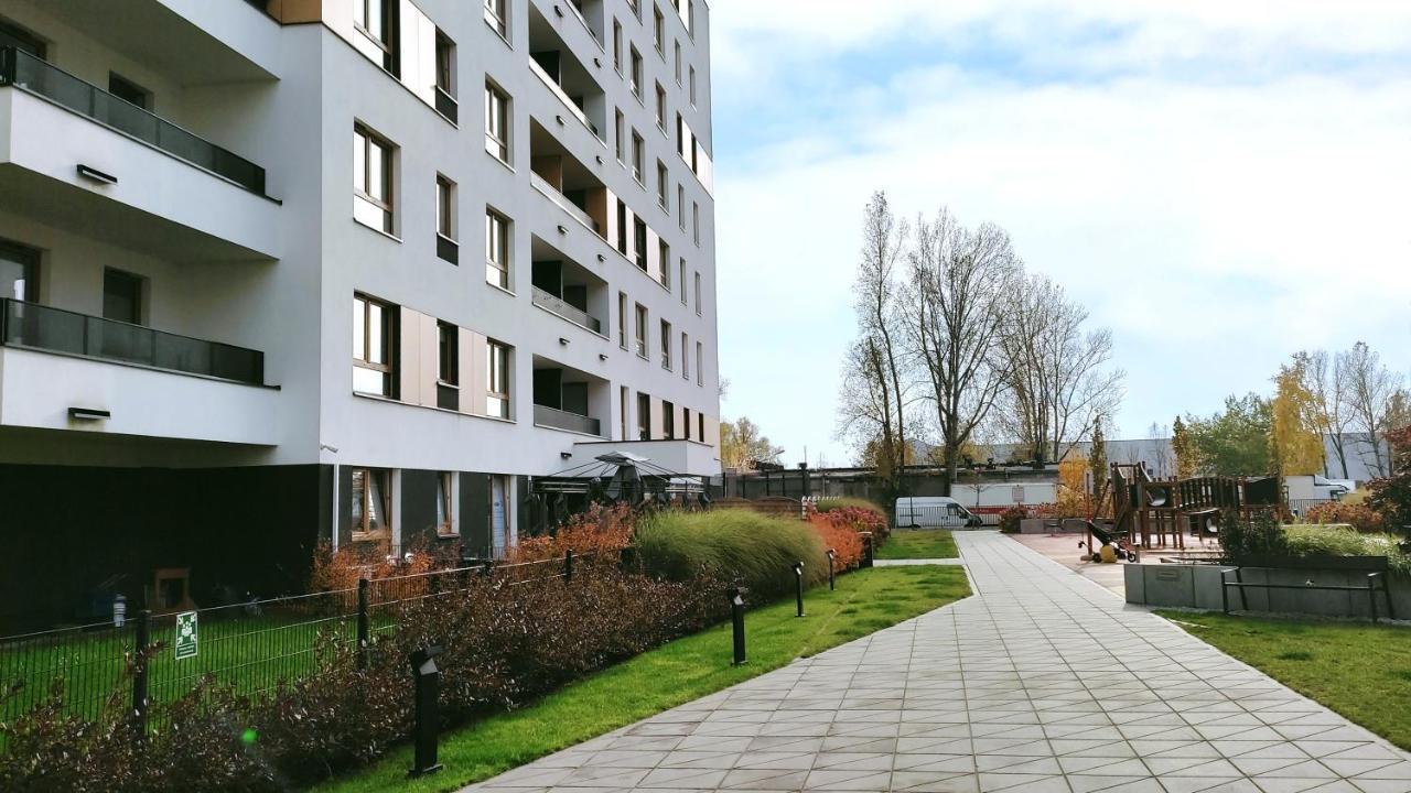 M&R Apartament Airport&Business Premium Komputerowa - Underground Garage - Free Wifi - Netflix - Self Check-In - 5 Min From Chopin Airport Varšava Exteriér fotografie