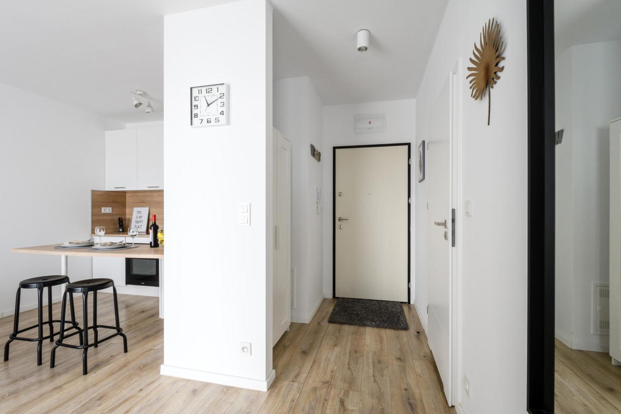 M&R Apartament Airport&Business Premium Komputerowa - Underground Garage - Free Wifi - Netflix - Self Check-In - 5 Min From Chopin Airport Varšava Exteriér fotografie